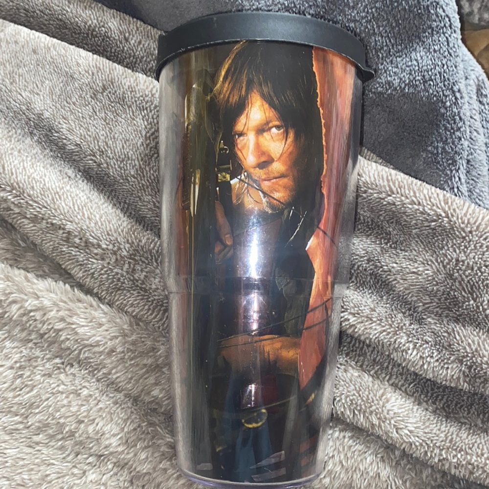 The Walking Dead Daryl cup